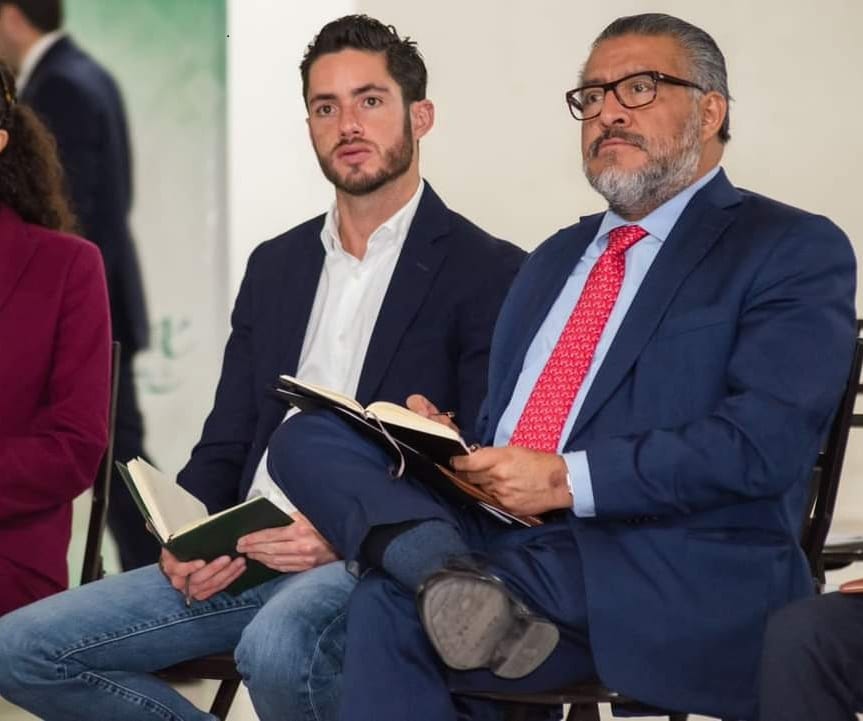 EMPRESARIOS denuncian 2