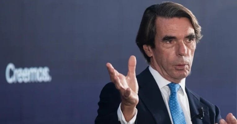 CALDERON-2.jpg