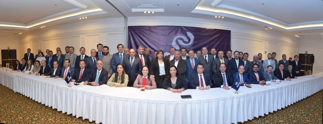 EMPRESARIOS alejandra 2