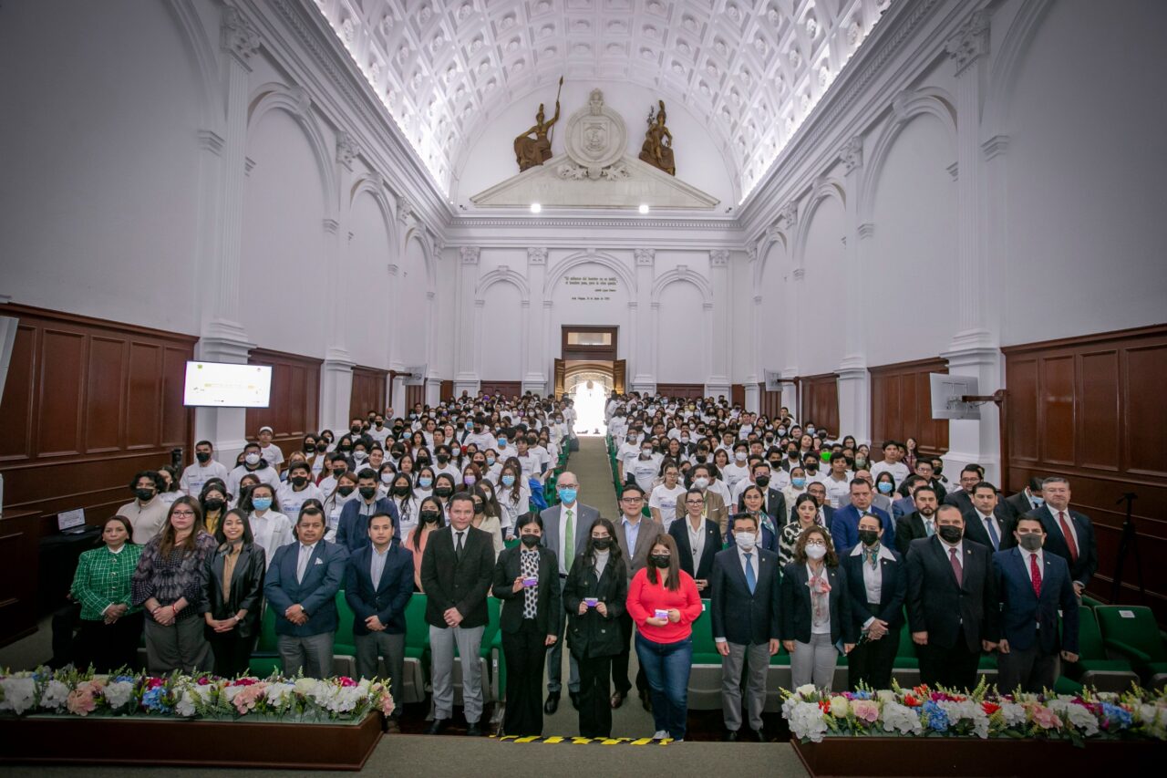 Entregan-Beca-de-Ciencia-Edomex-a-estudiantes2-1280x853.jpeg