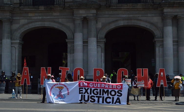 ANTORCHA protesta 1