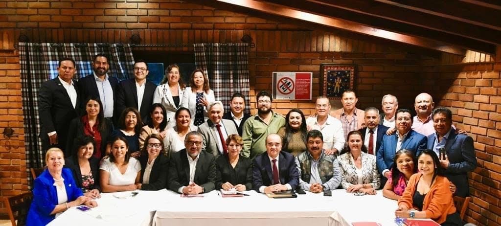 DELFINA-diputados-1.jpg