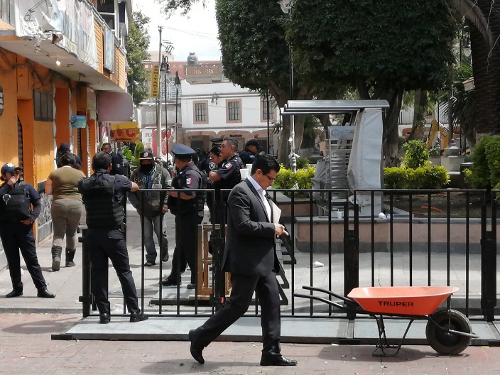 GRANADEROS golpean Comerciantes 3