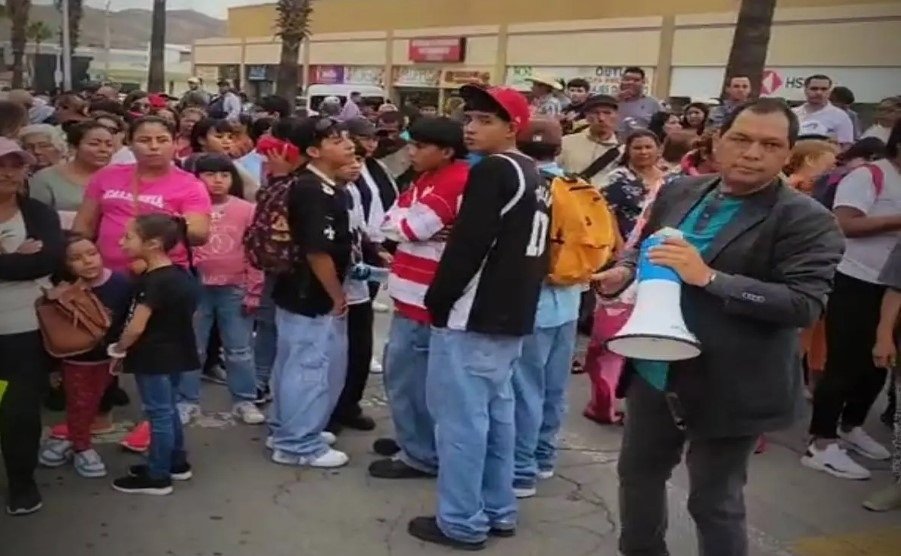 MARCHA-libros-3.jpg