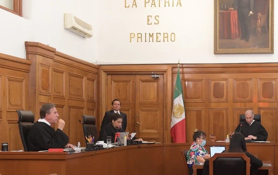 CORTE niega CORTE niega