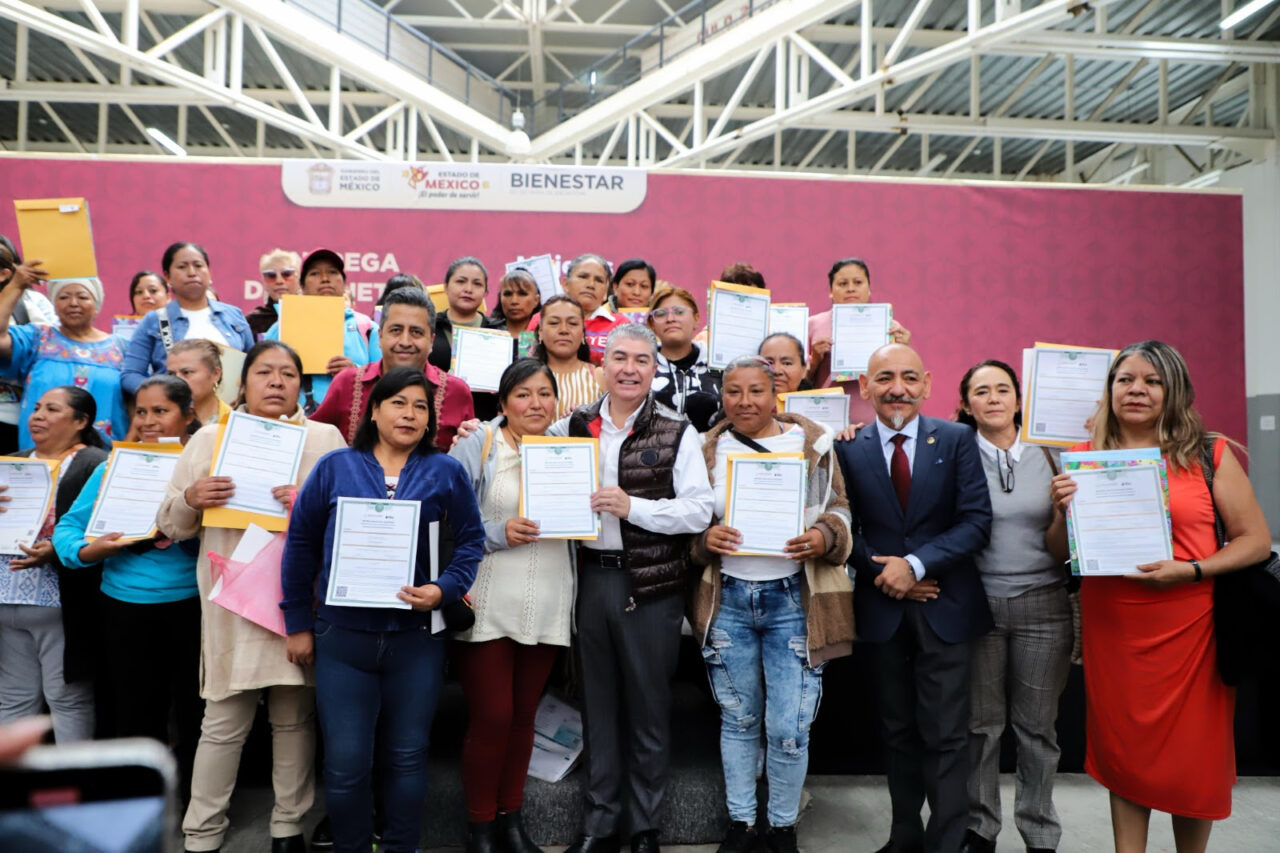 MUJERES gobierno 1