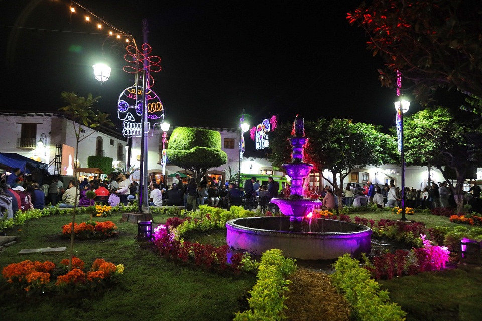 VALLE-DE-BRAVO-Festival-2.jpg