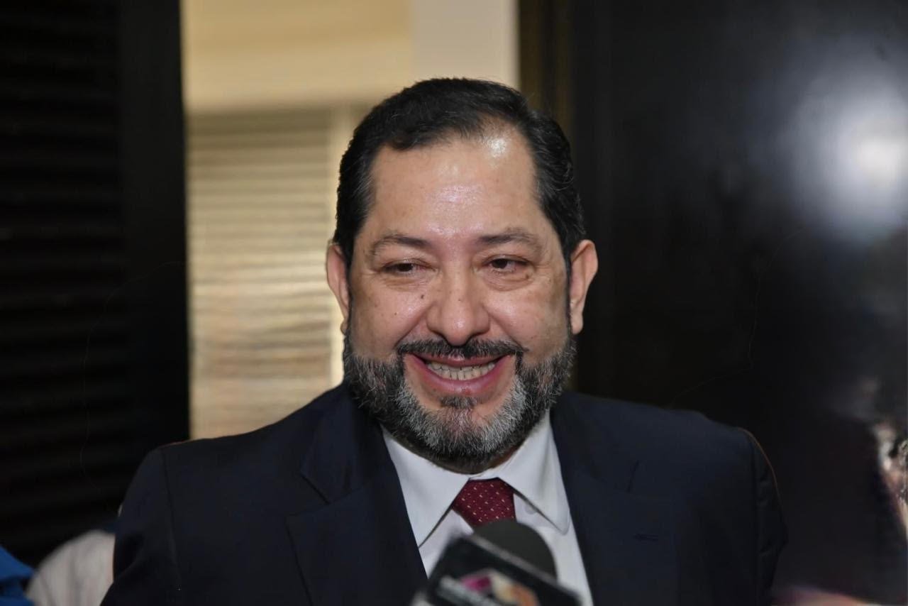 LEGIS-paco.jpg