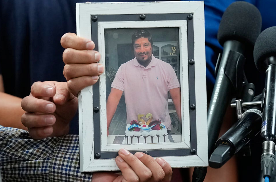 EMILIO-1.png