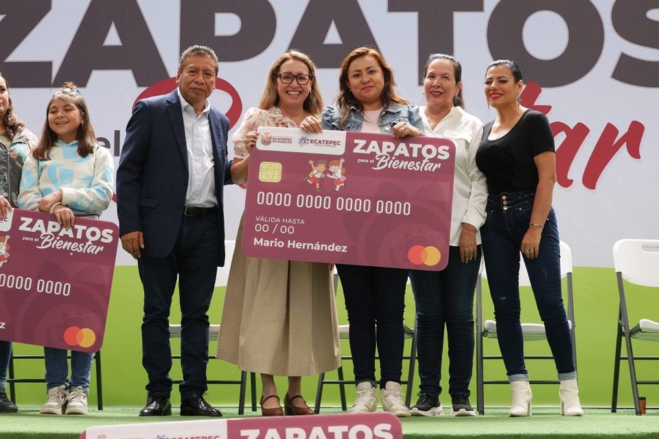 APOYO Zapatos 01