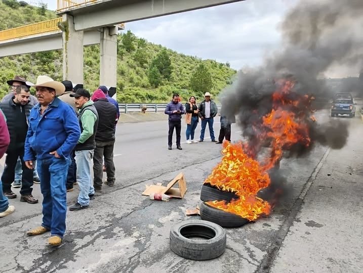Bloquean-AUTOPISTAS-1.jpg